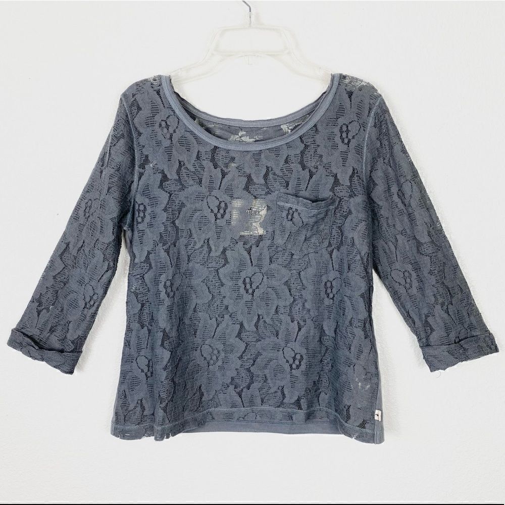 Hollister Grey Floral Lace Half Sleeve Tshirt
